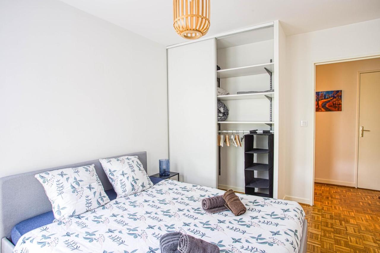 Part Dieu. Appartement rénové avec box garage Lione Esterno foto