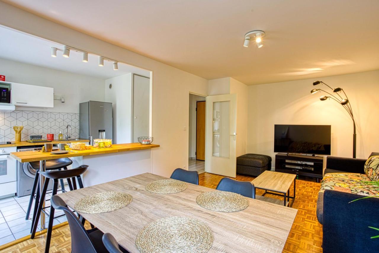 Part Dieu. Appartement rénové avec box garage Lione Esterno foto